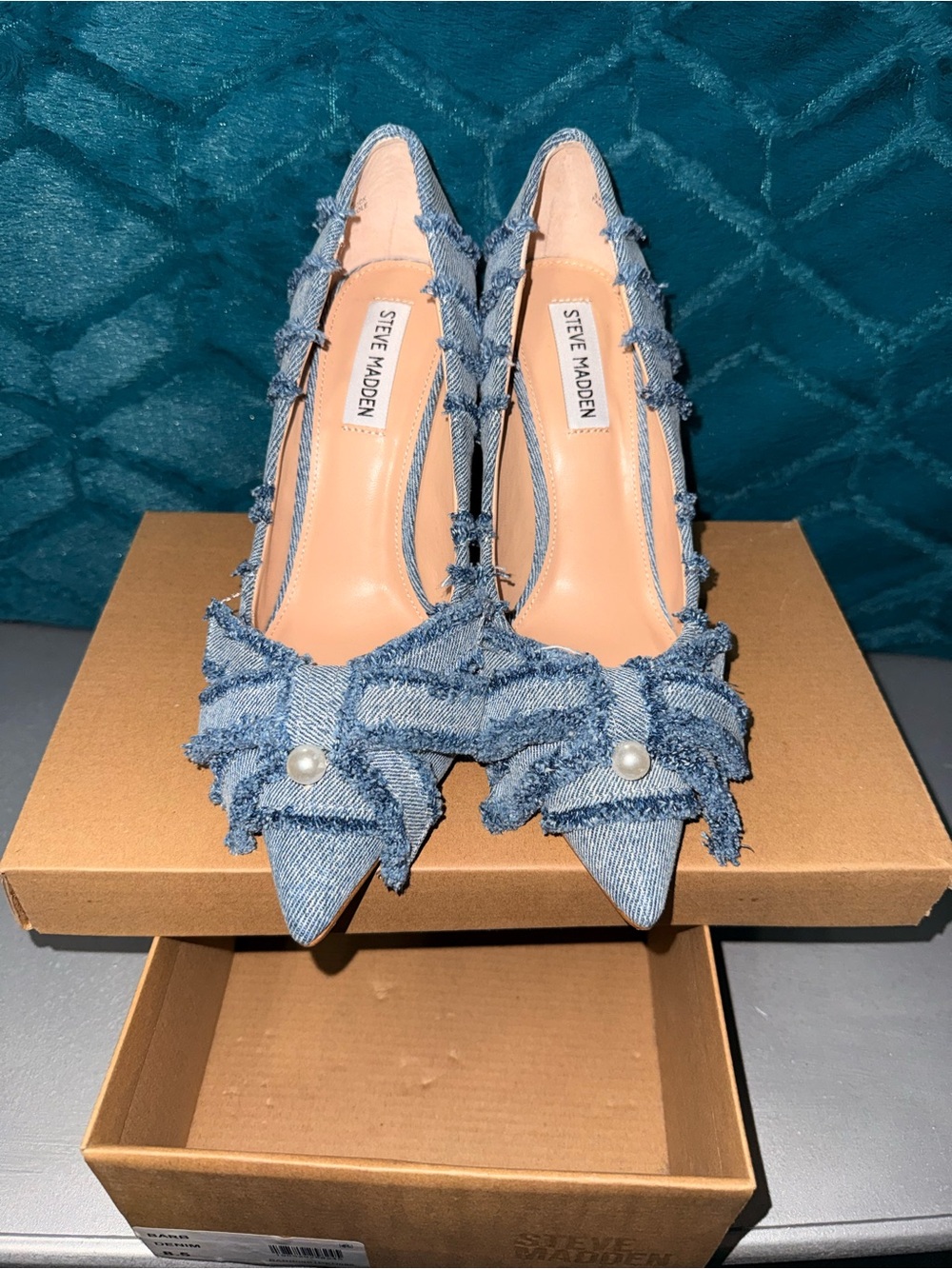 Steve Madden Light Blue Denim Pointed-Toe Pumps with Pearl Trim